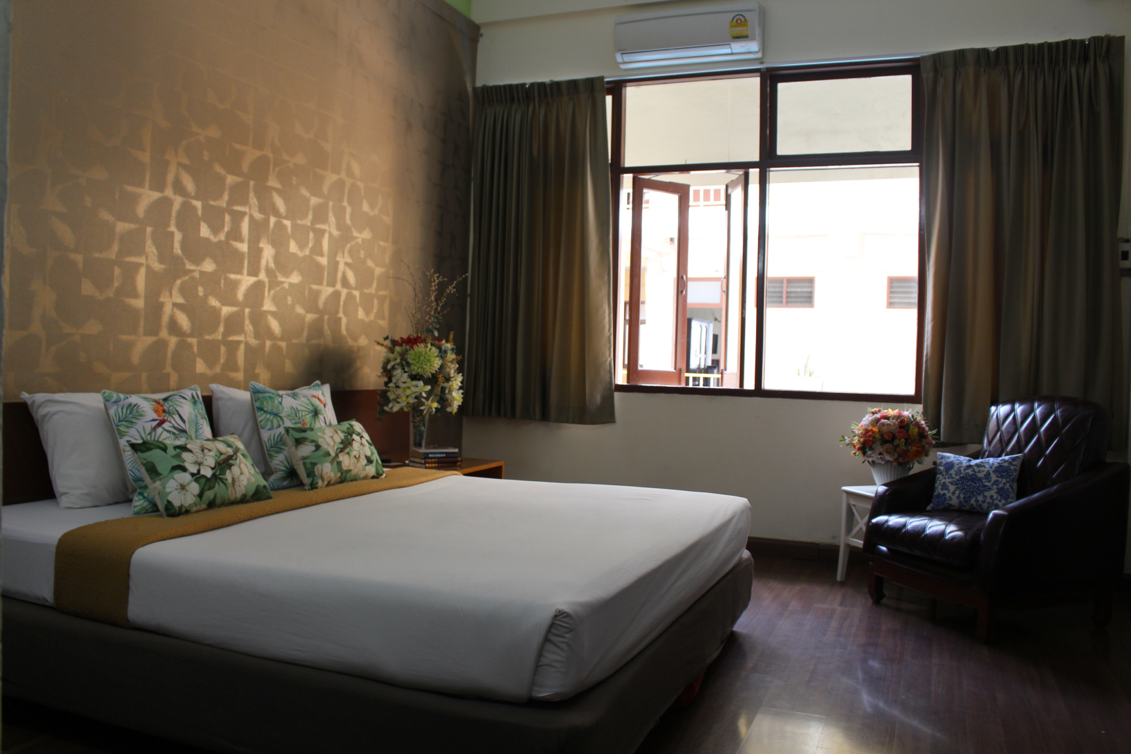 Photo - Miami Hotel Bangkok