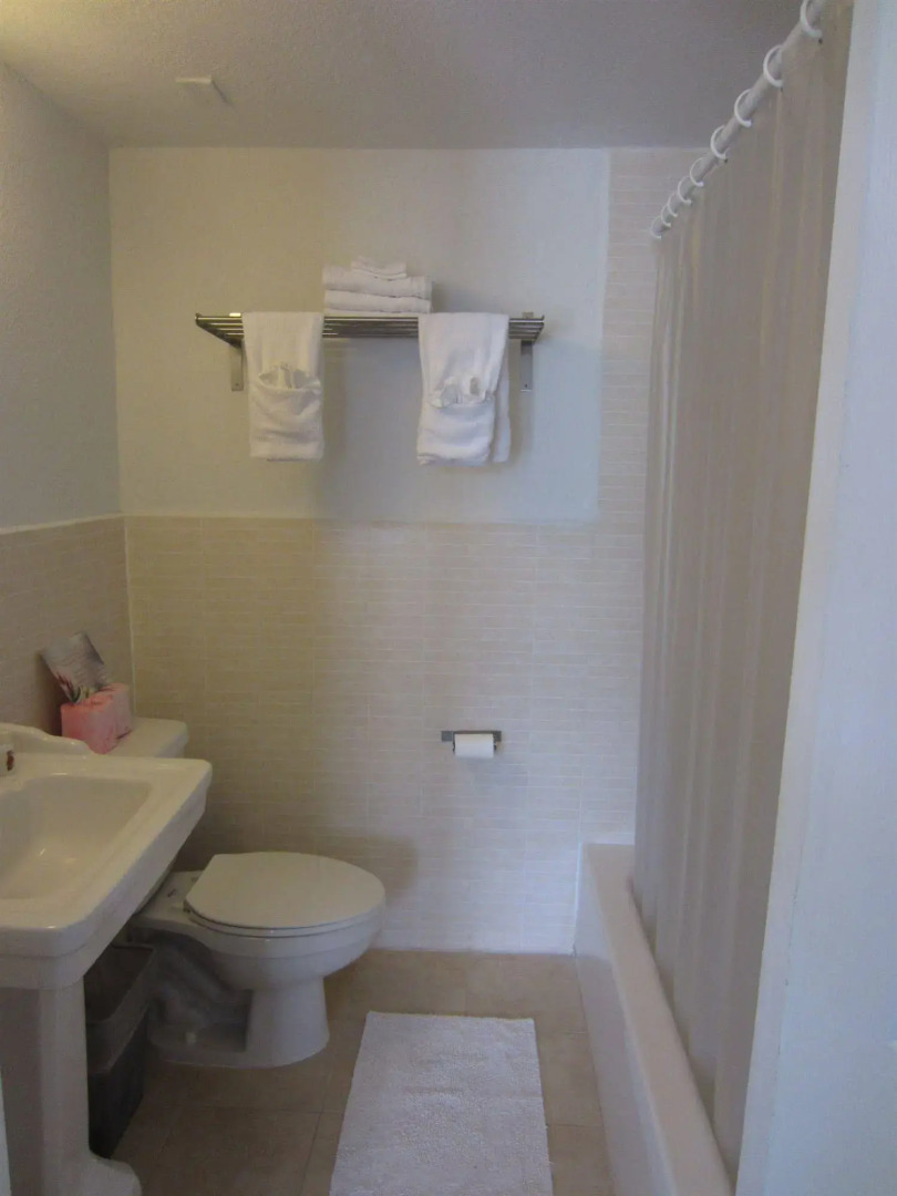 Photo - Shalimar Motel