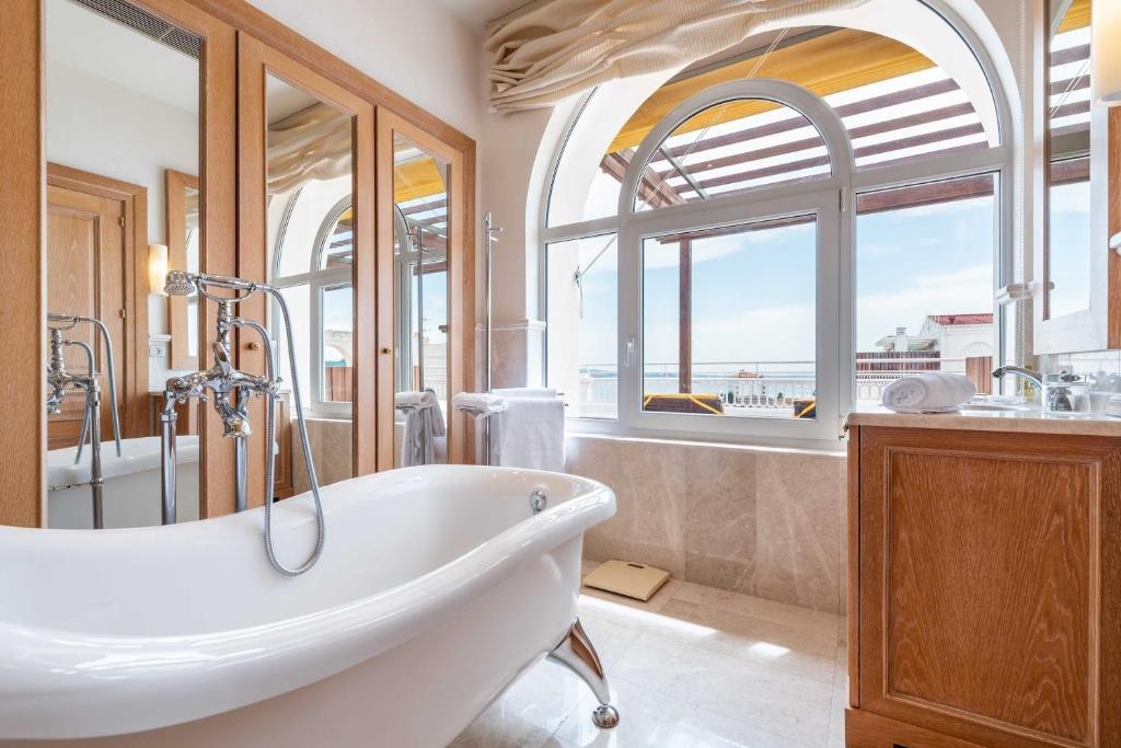 Photo - Eurostars Gran Hotel La Toja