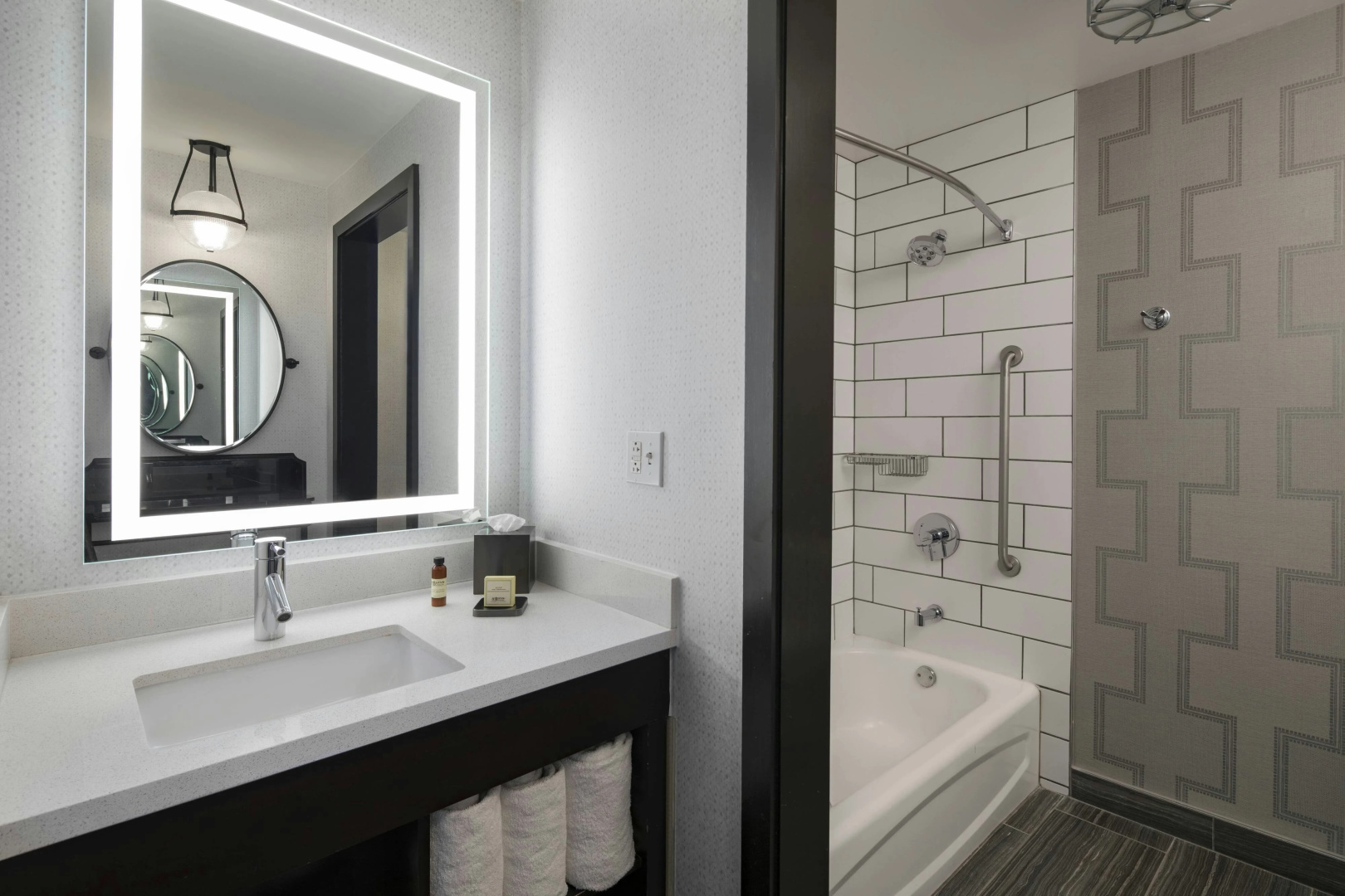 Photo - Notary hotel
