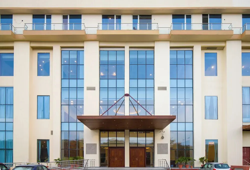 Photo - Eternal Oasis by Alaya Stays, Golf Course Road