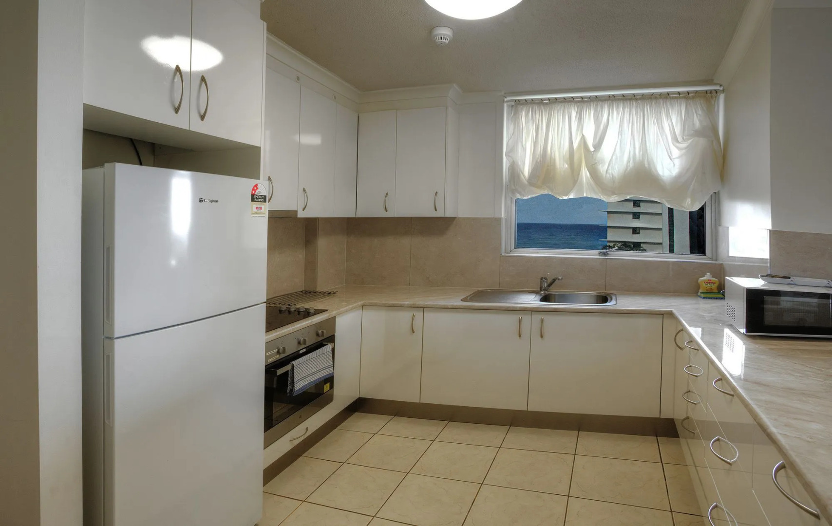 Foto - View Pacific Apartments