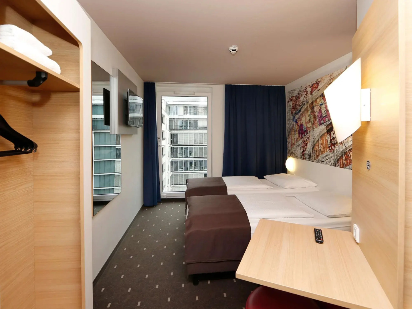 Photo - B&B HOTEL Berlin-Alexanderplatz