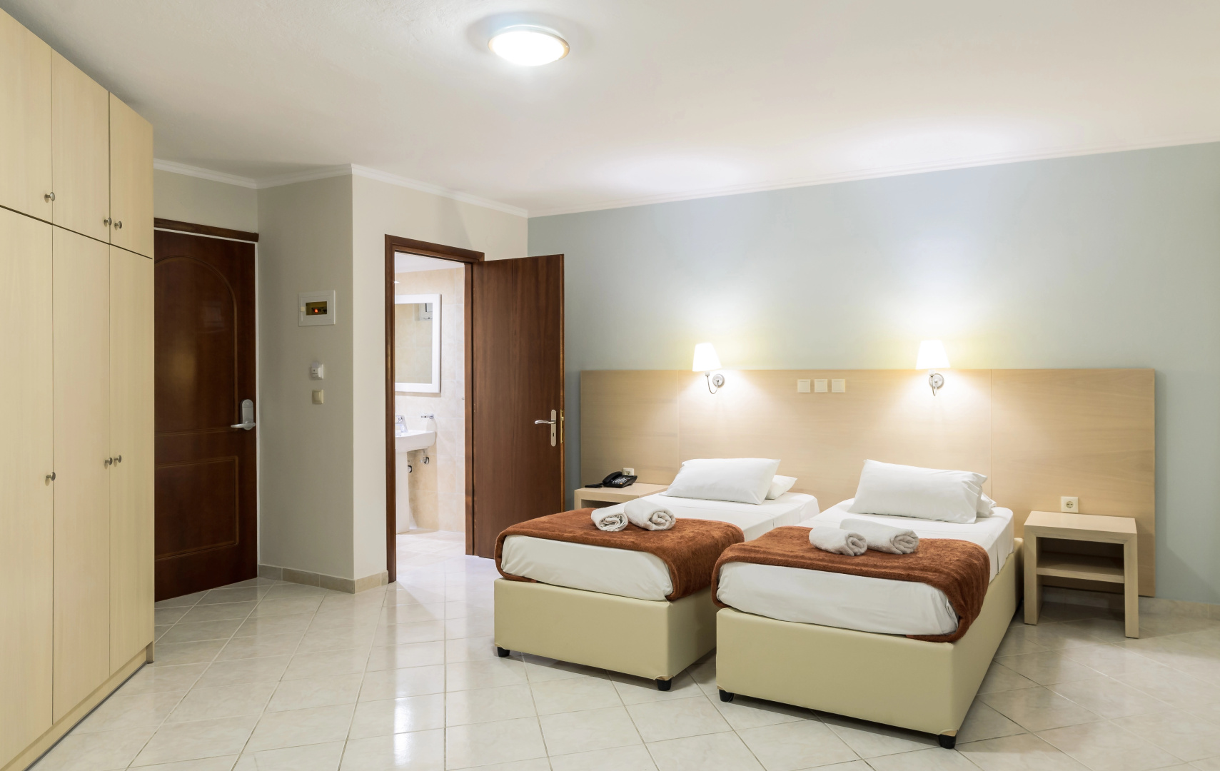 Photo - Karras Hotel