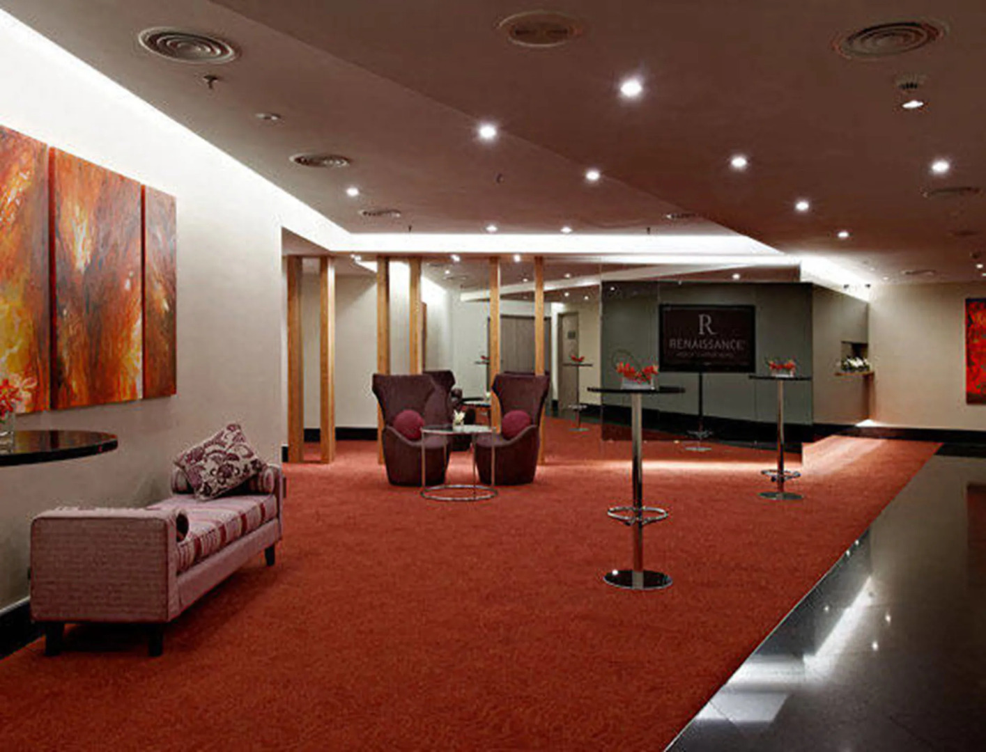 Photo - Renaissance Kuala Lumpur Hotel & Convention Centre