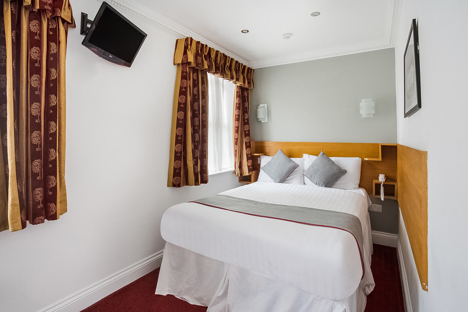 Photo - London Guest House by OYO - Acton