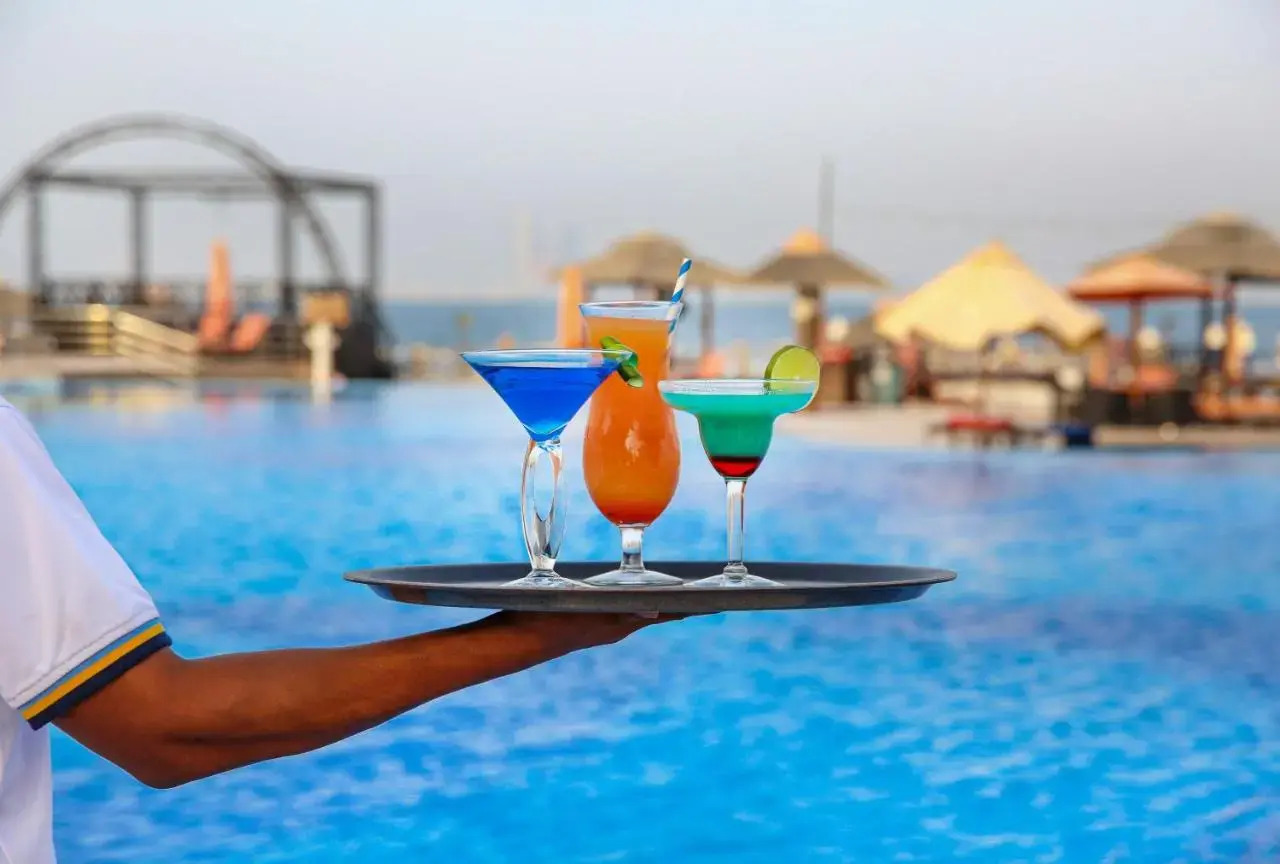 Photo - Al Maya Island & Resort