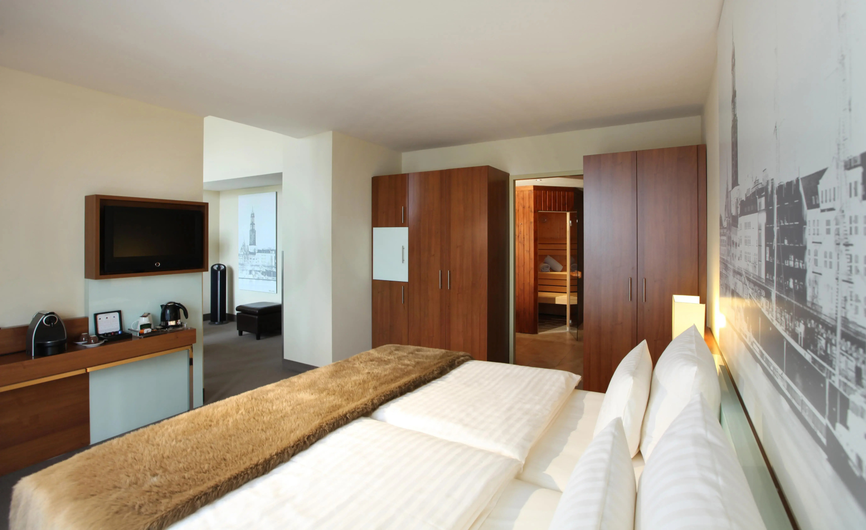 Photo - Lindner Hotel Hamburg am Michel, part of JdV by Hyatt