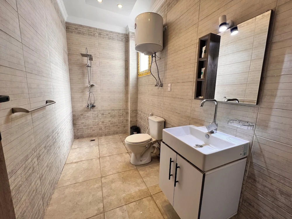 Photo - premier pyramids inn