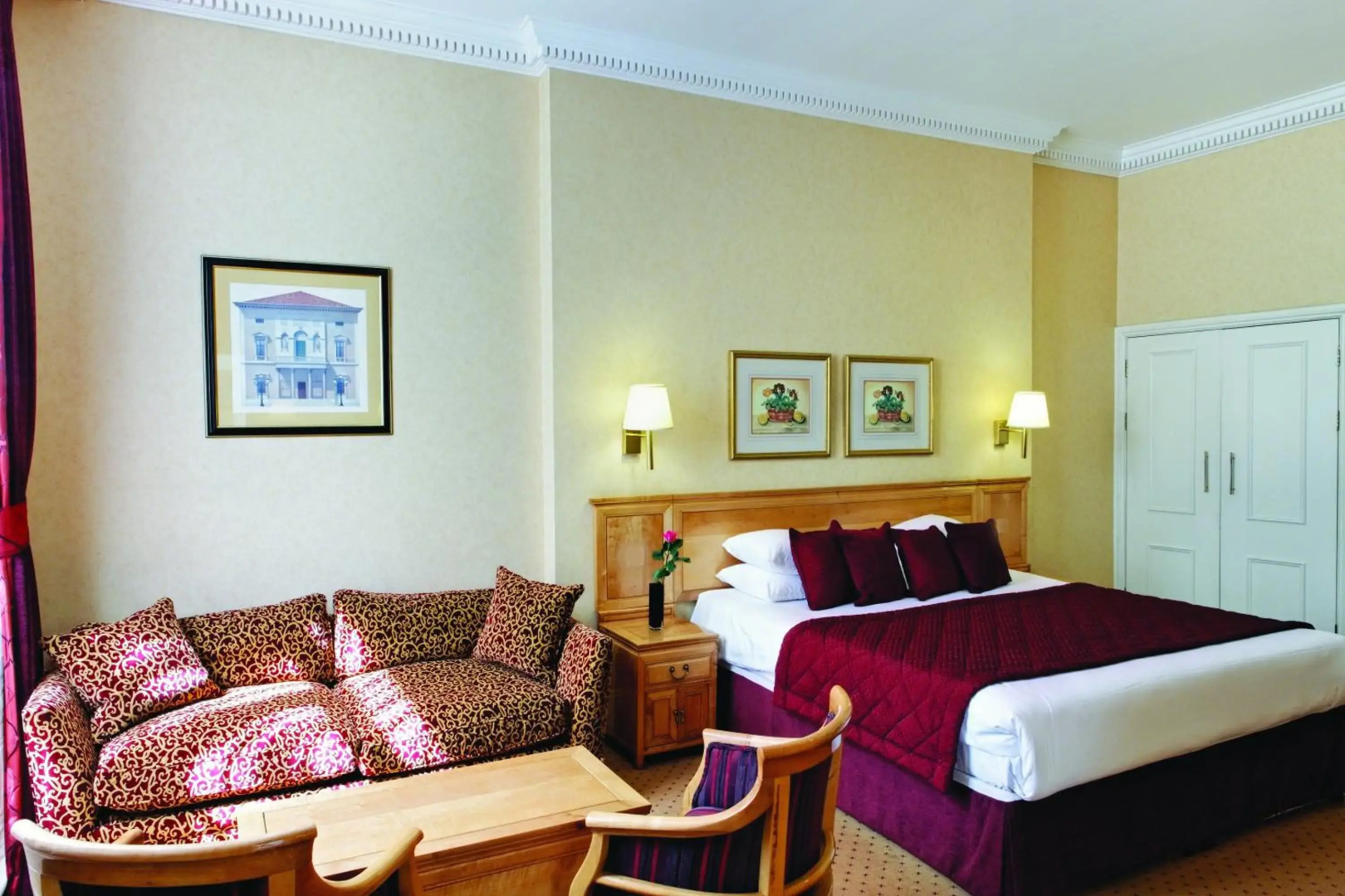 Photo - Grange Buckingham Hotel