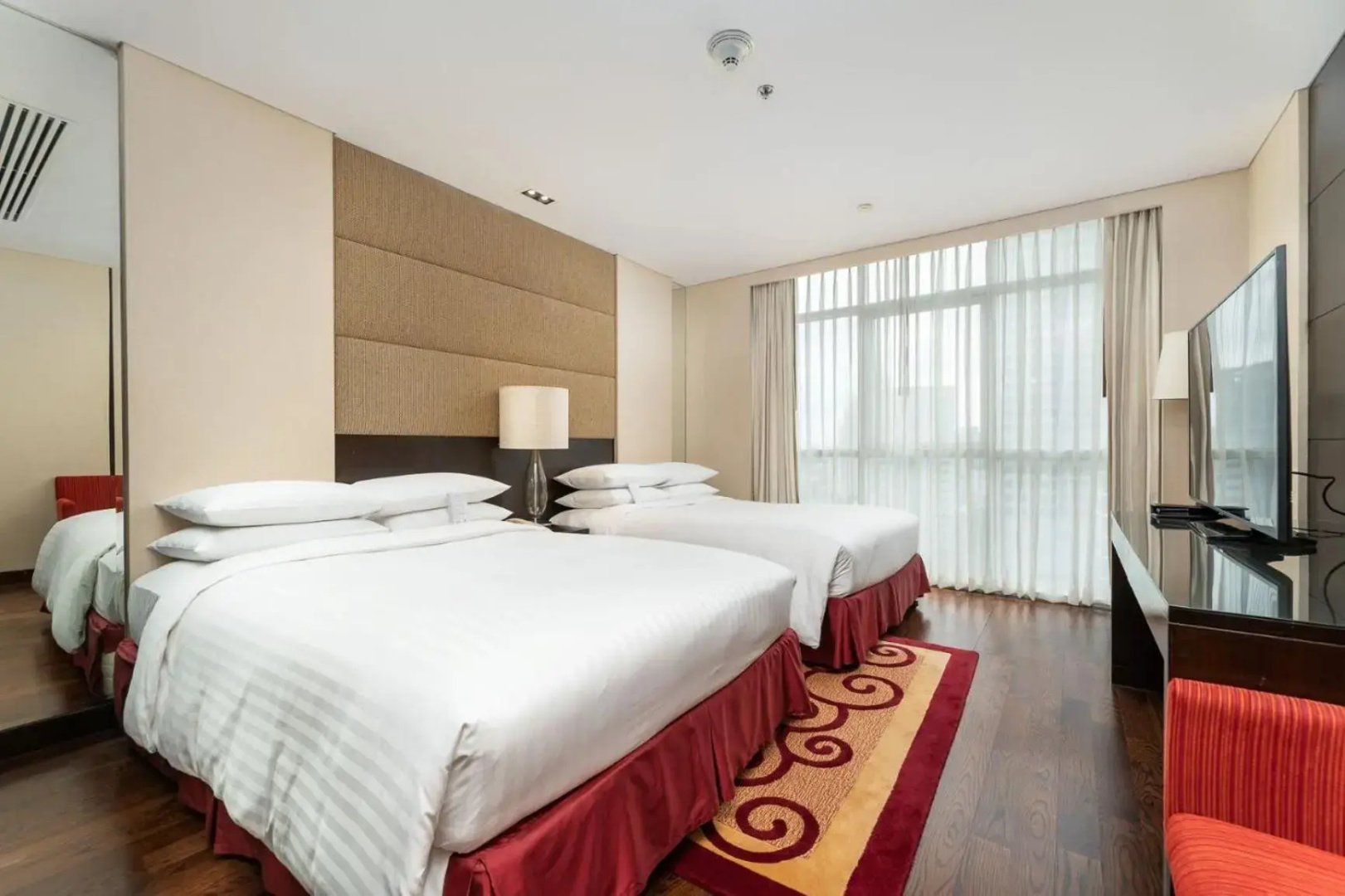 Photo - Sathorn Vista, Bangkok - Marriott Executive Apartments