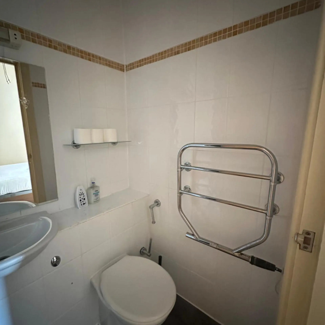Photo - Berkeley Court Hotel