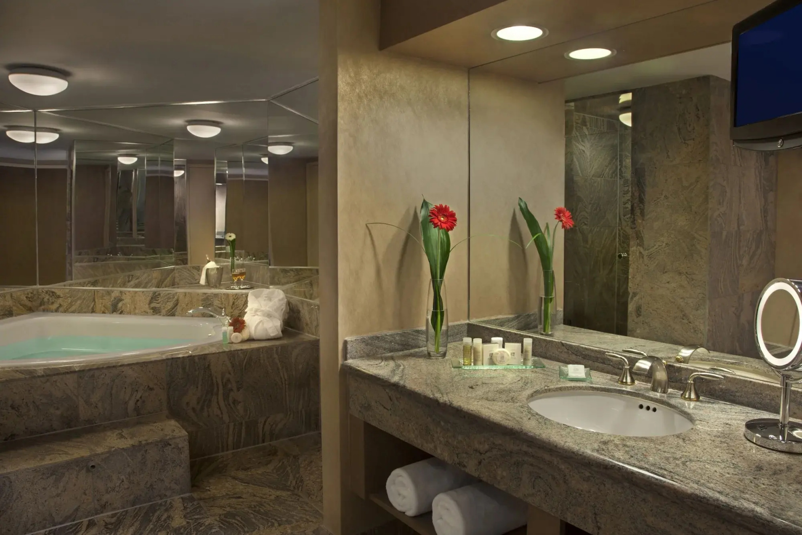 Photo - White Oaks Resort & Spa
