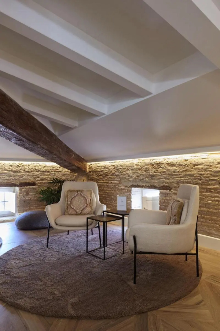 Photo - MYR Palacio Vallier