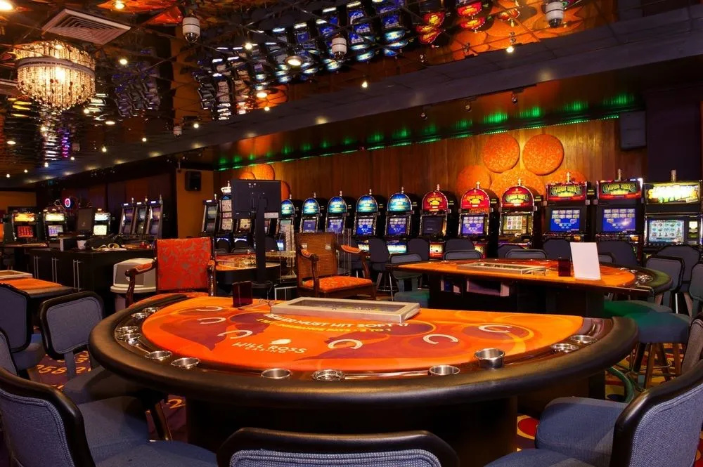 Photo - Trupial Hotel & Casino