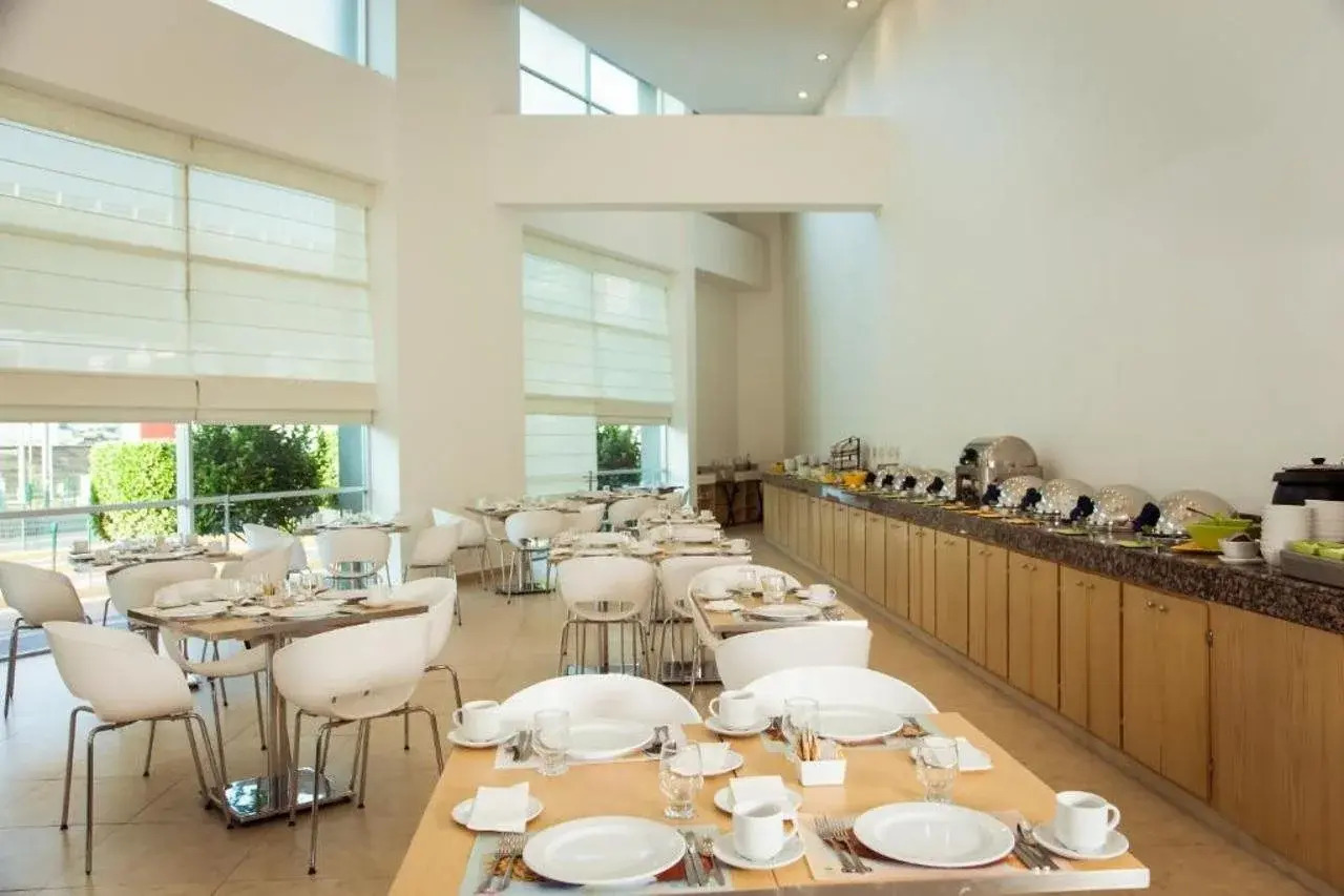 Foto - Fiesta Inn Periferico Sur