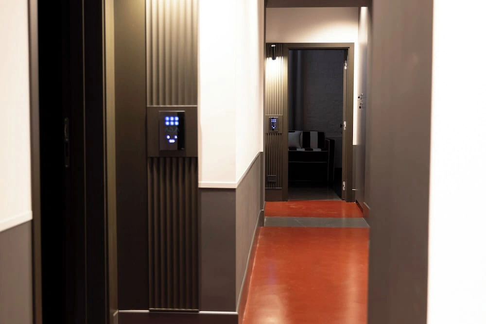 Photo - Adaram Suites