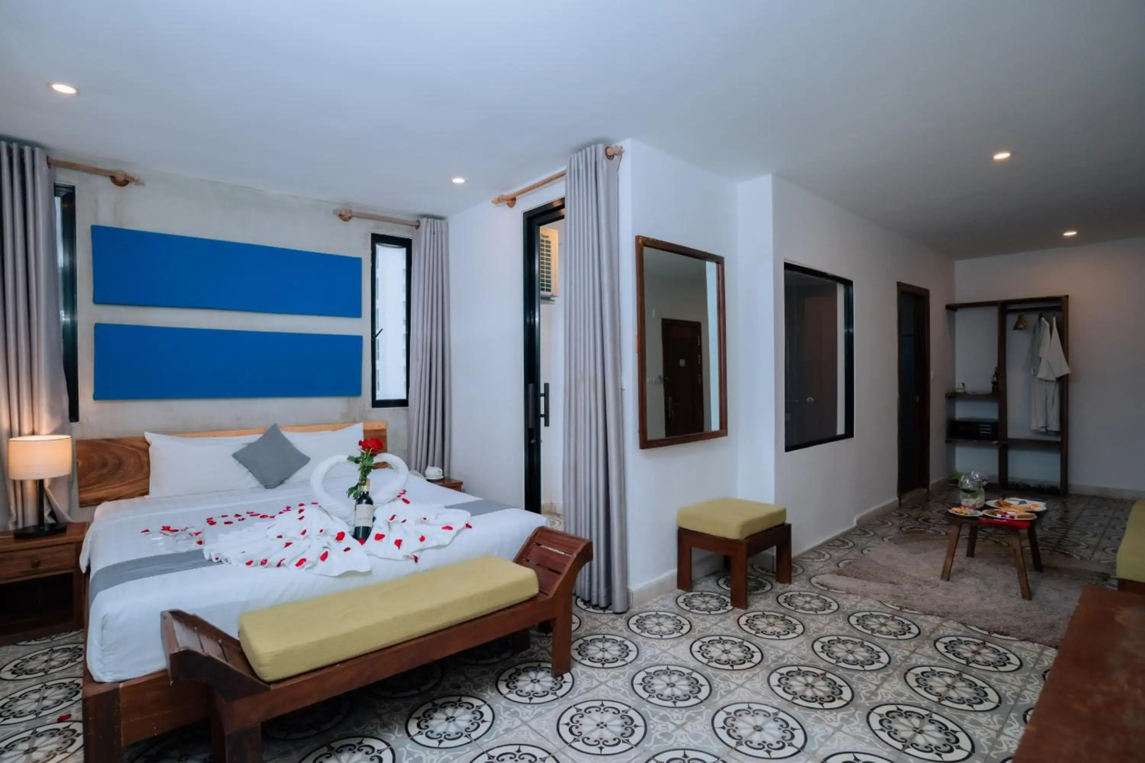 Photo - Home Chic Hotel