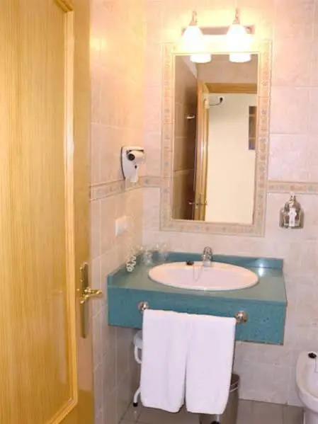 Foto - Hotel Quatre Llunes