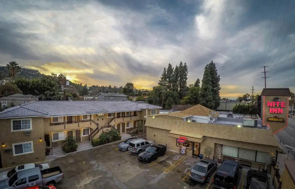 Foto - Nite Inn at Universal City - Walking Distance to Universal Studios Hollywood