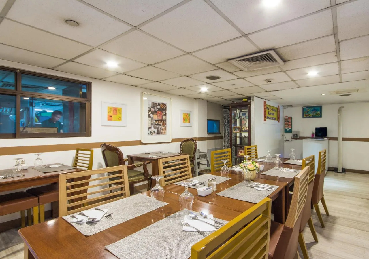 Photo - The E-Hotel Makati