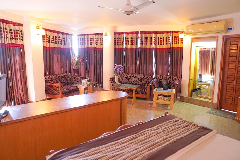 Hotel Asian Plaza Mcleodganj