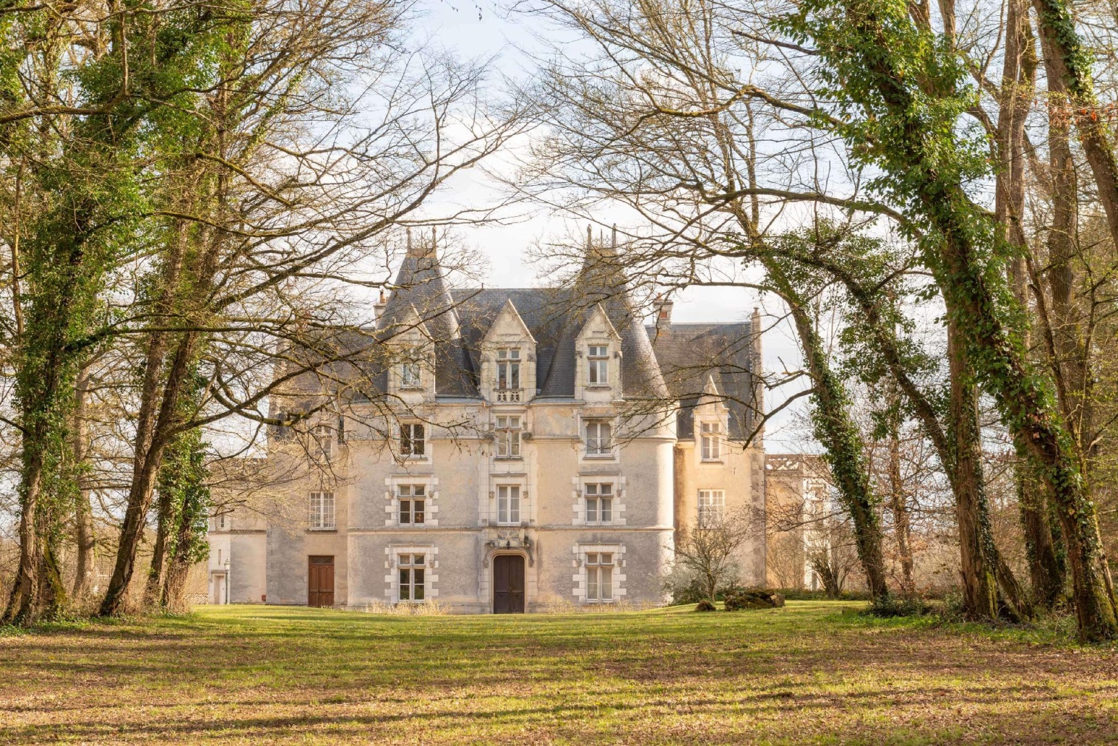 Foto - Château de Périgny, The Originals Relais