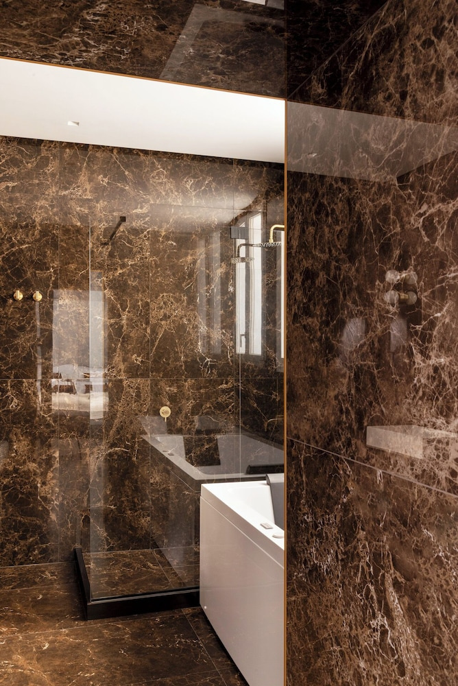 Foto - Golden House Vatican - Regolo