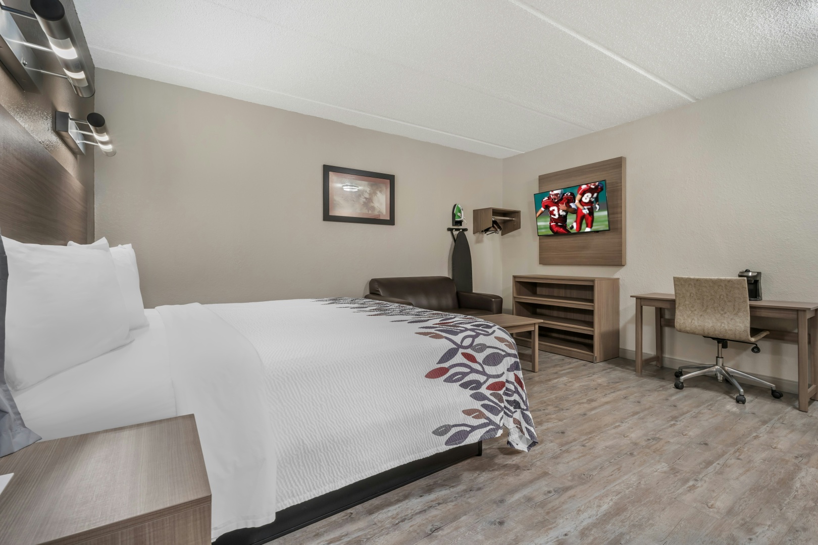 Photo - Red Roof Inn Houston - Brookhollow