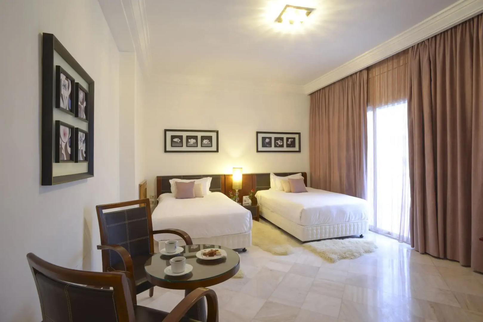 Photo - The Penthouse Suites Hotel