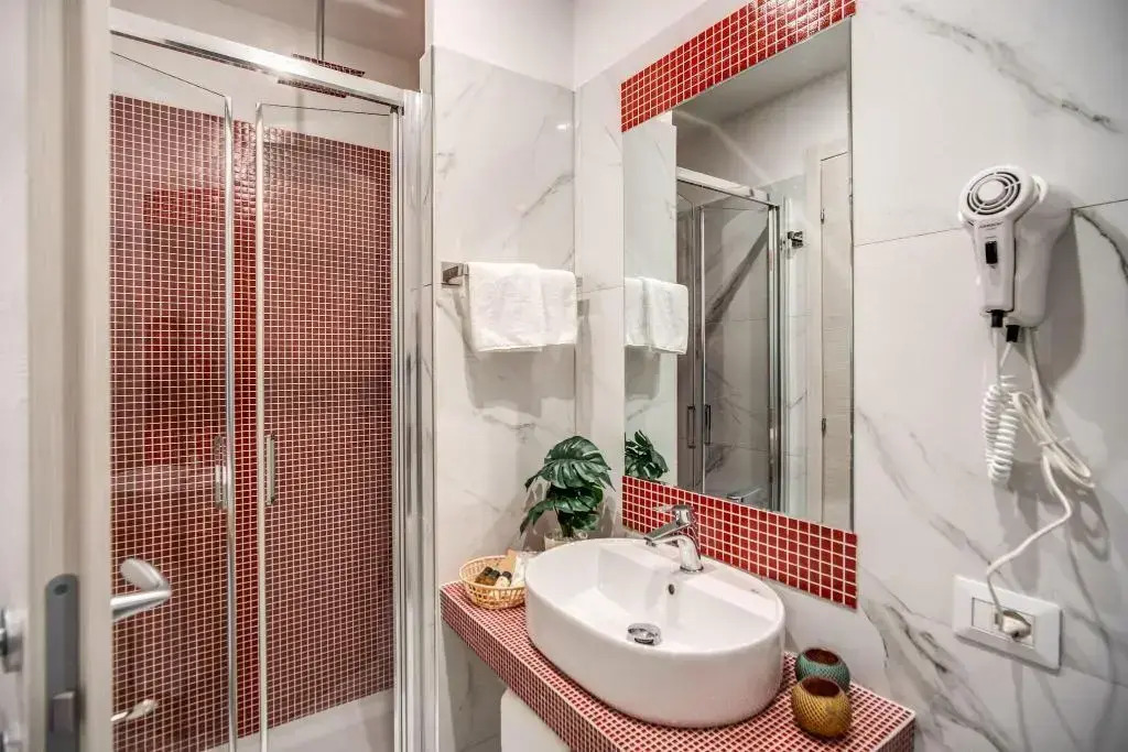 Photo - Tritone Top House