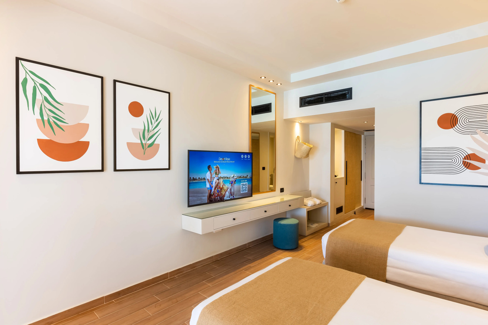 Photo - Desert Rose Resort