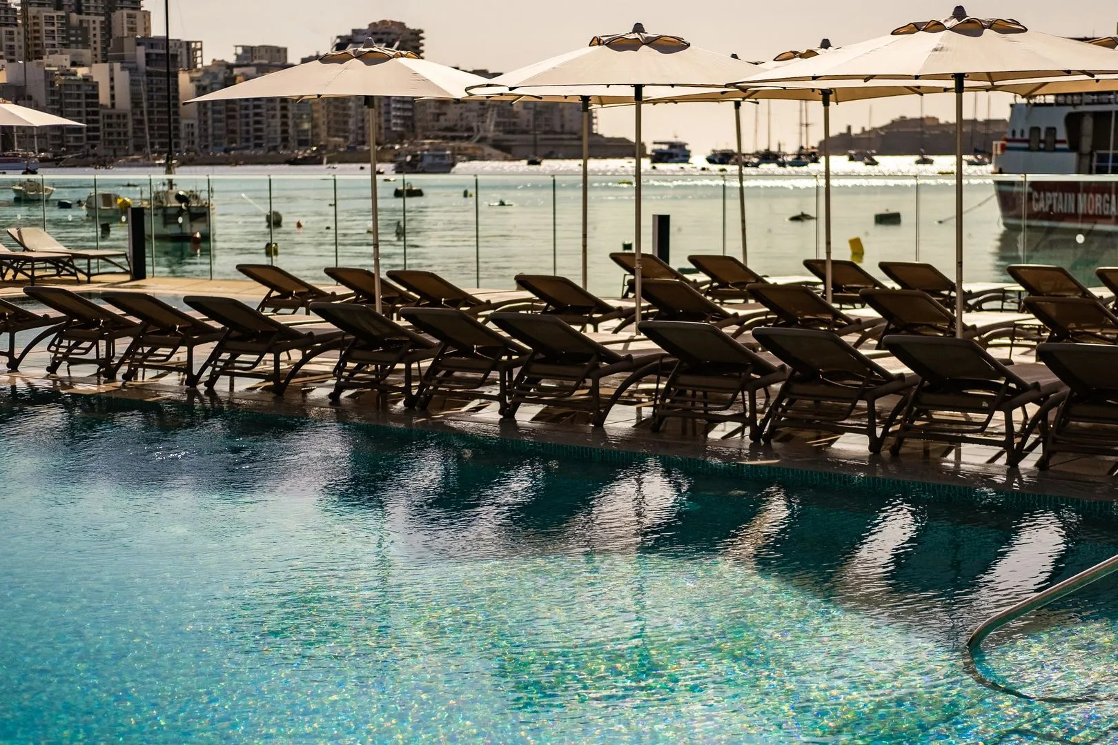 Foto - Strand Suites by NEU Collective