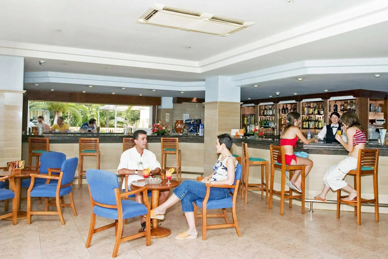 Photo - HSM Reina del Mar