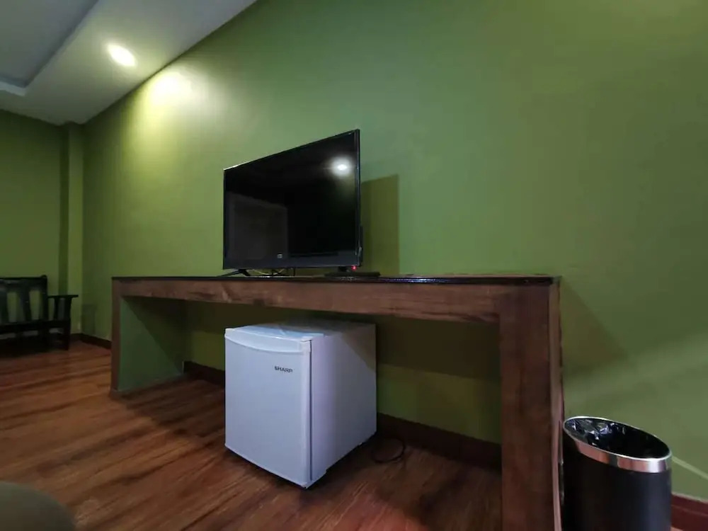 Photo - The Ram Hotel