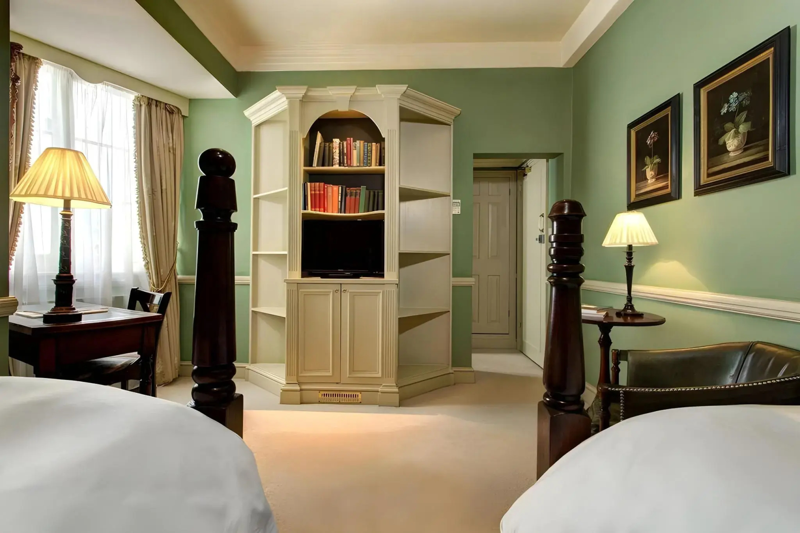Photo - The Gore London - Starhotels Collezione