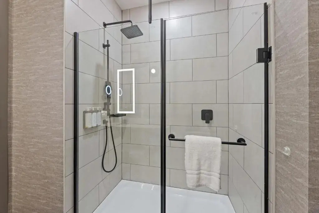 Photo - Sandman Signature Dallas Las Colinas Hotel & Suites