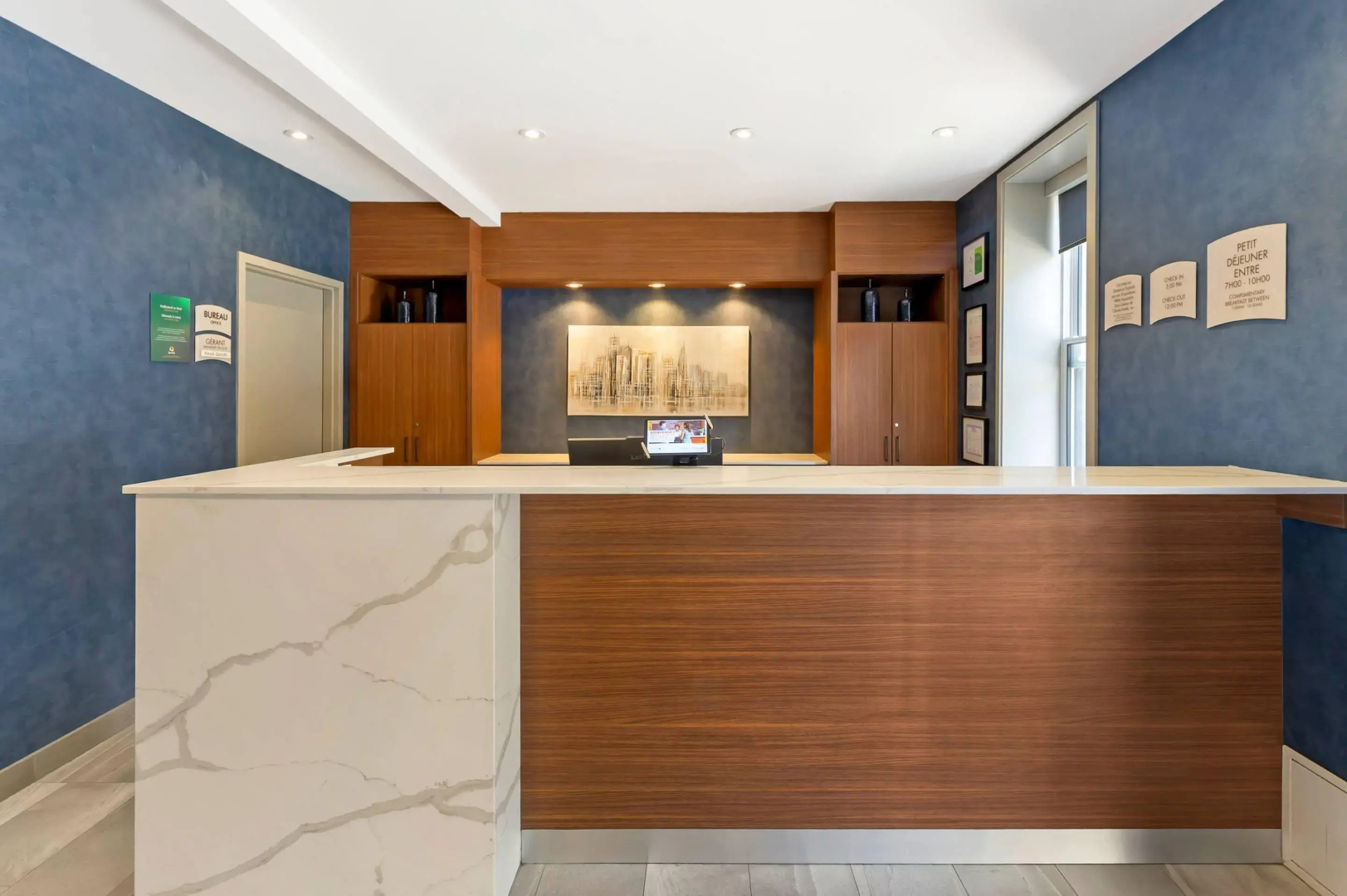 Photo - Quality Inn Centre-Ville