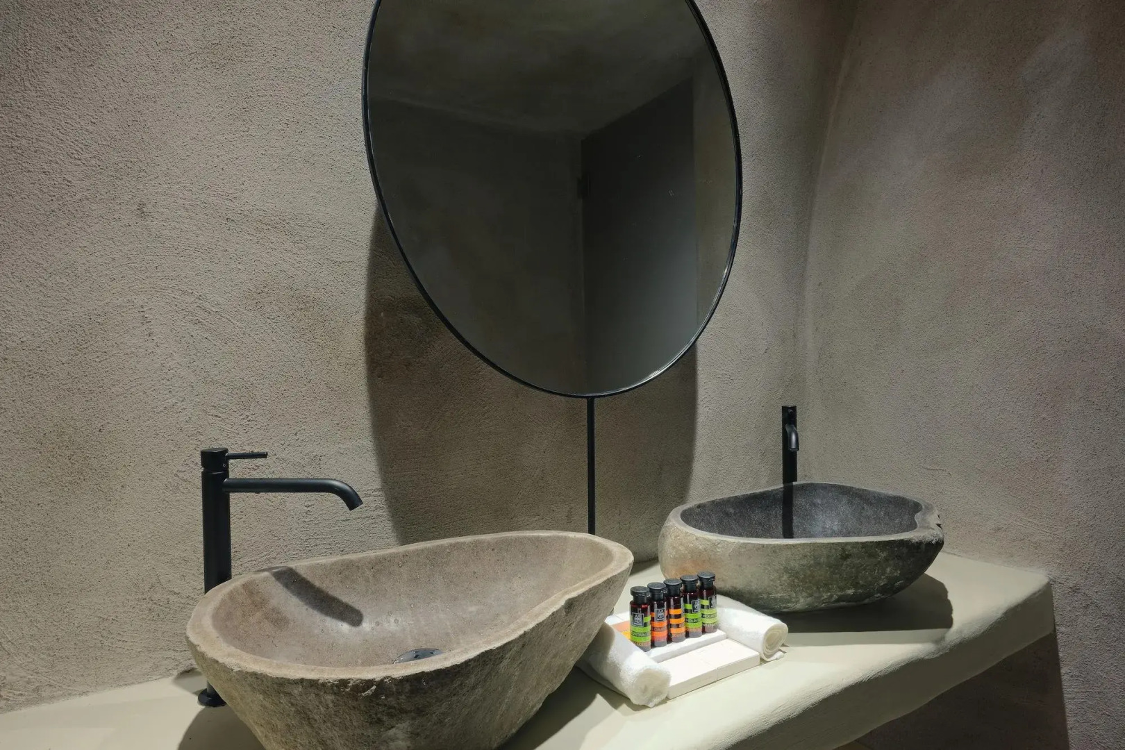 Photo - Andronikos Canaves