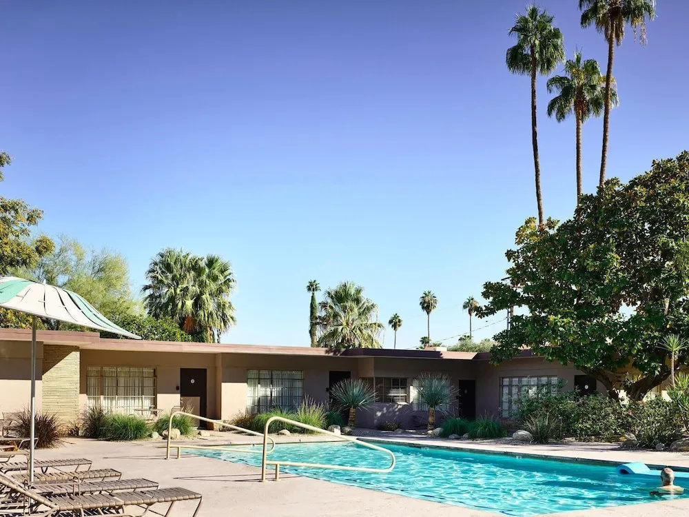 Photo - The Hideaway - 21 and Over - A Town & Desert Boutique Hotel