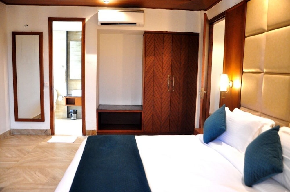 Trinantara Resort And Spa