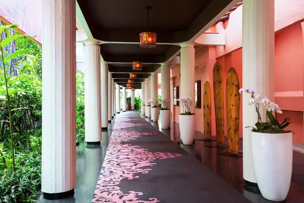 Photo - The Royal Hawaiian, A Luxury Collection Resort, Waikiki