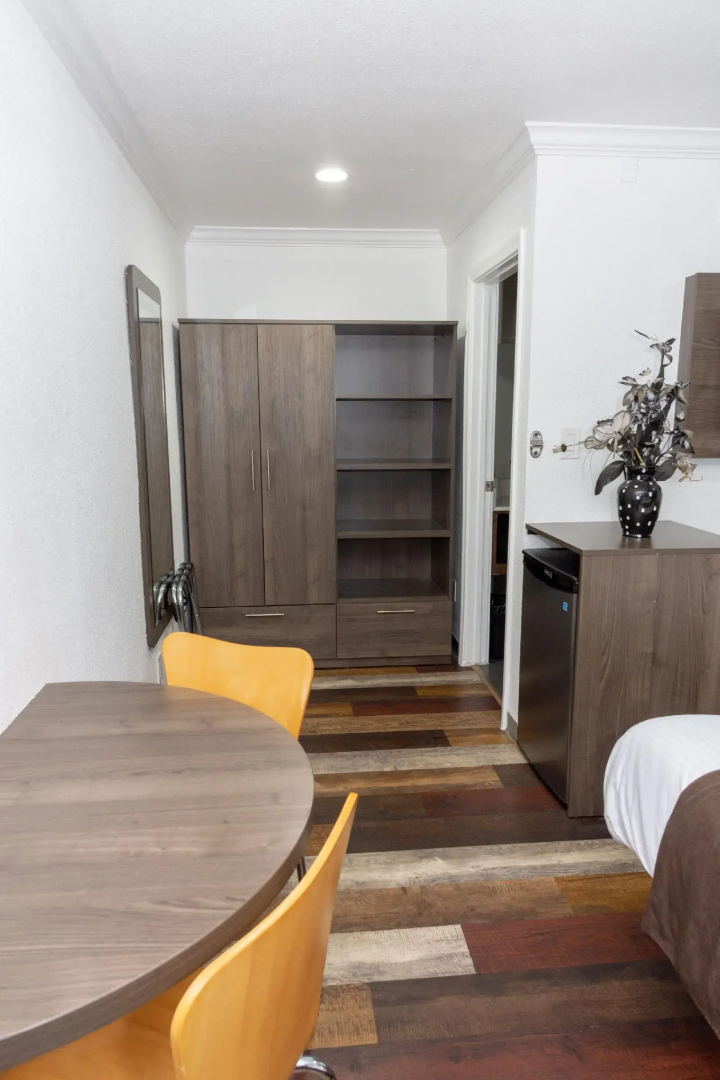 Photo - Value Inn Bellflower