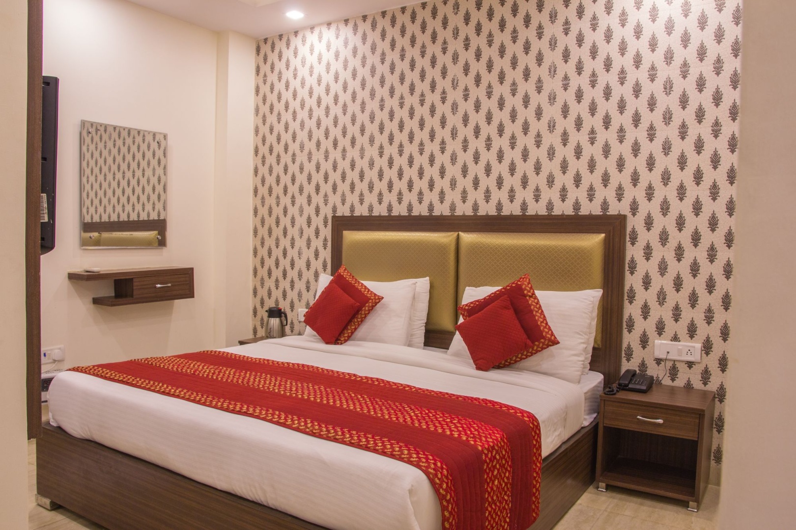 Foto - Hotel Pawan Plaza - Near BLK and Ganga Ram Hospital - Karol Bagh