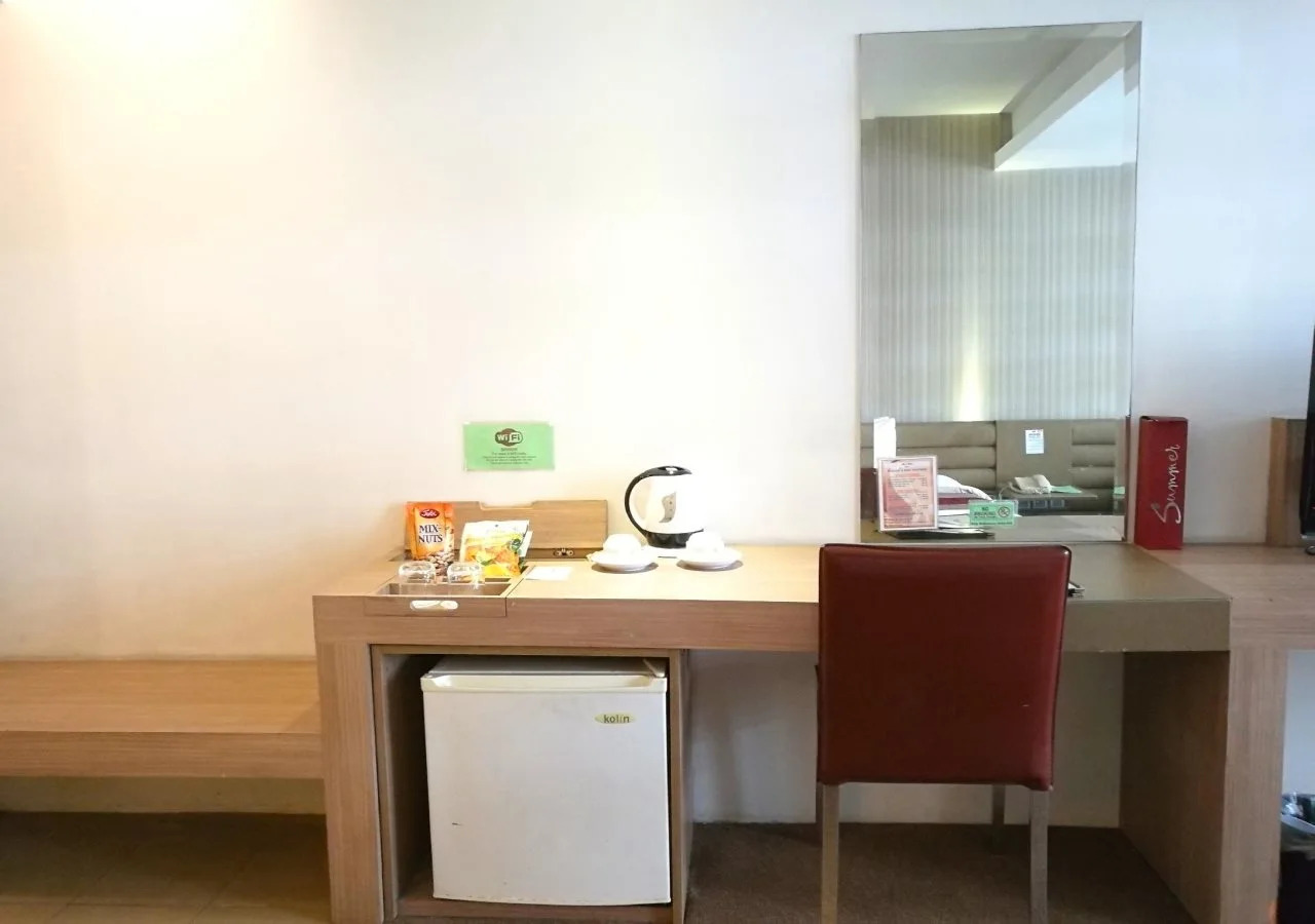 Photo - The E-Hotel Makati