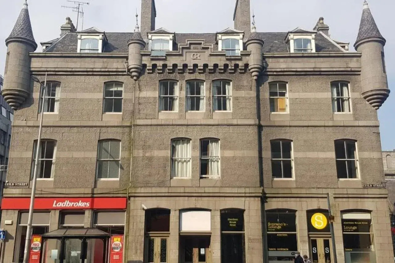 Photo - Aberdeen House