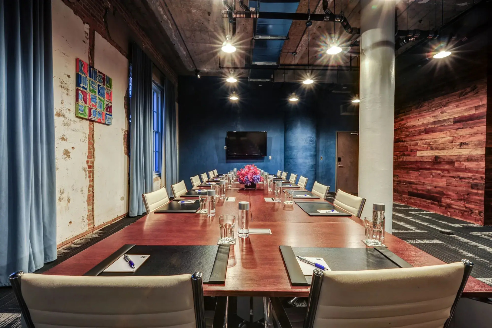 Photo - Canvas Hotel Dallas