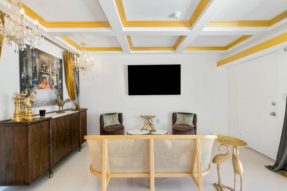 Photo - The Velvet Rope PS