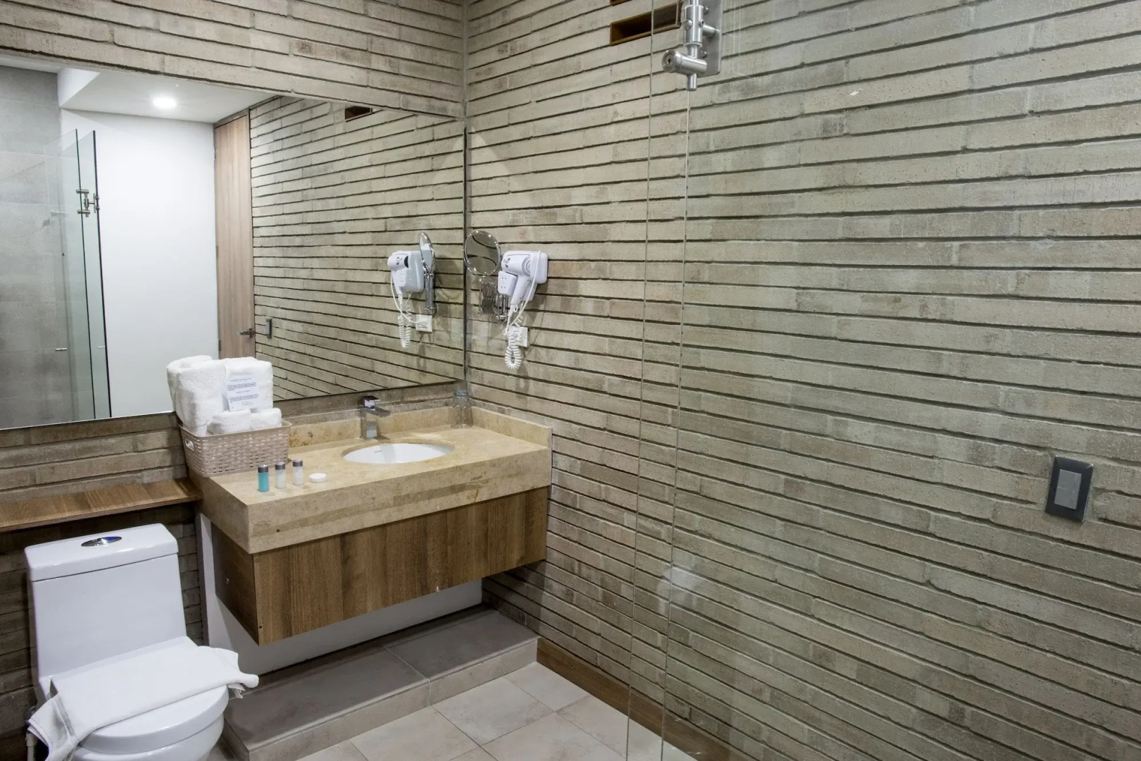 Photo - Alko Hotel Integrado