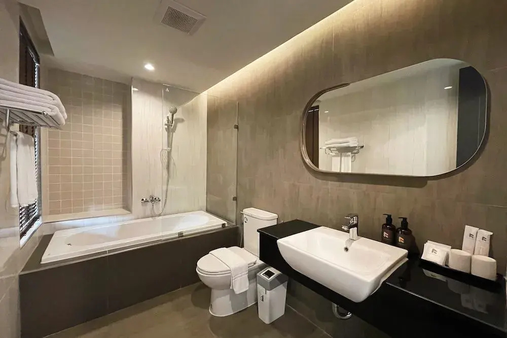Photo - The Rise Suites Hotel, Chiang Mai - SHA Extra Plus